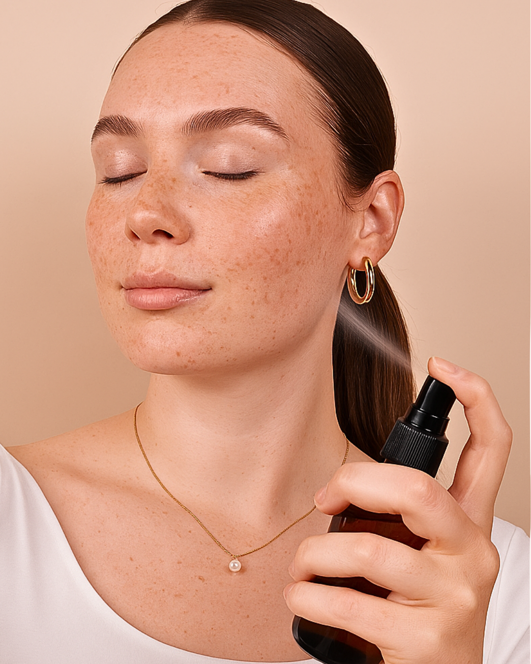 Hyaluronic Moisture+ Mist, återfuktande ansiktsmist med Hyaluronsyra & Niacinamid